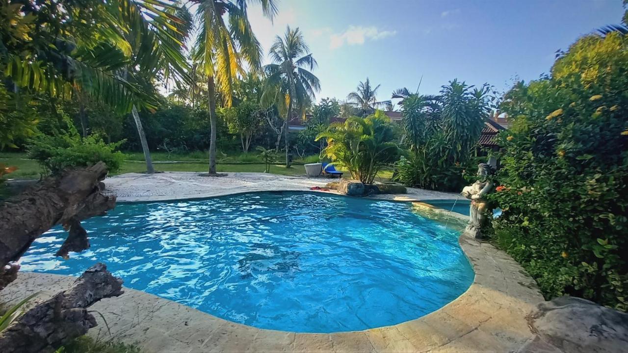 Matahari Inn Kuta  Buitenkant foto