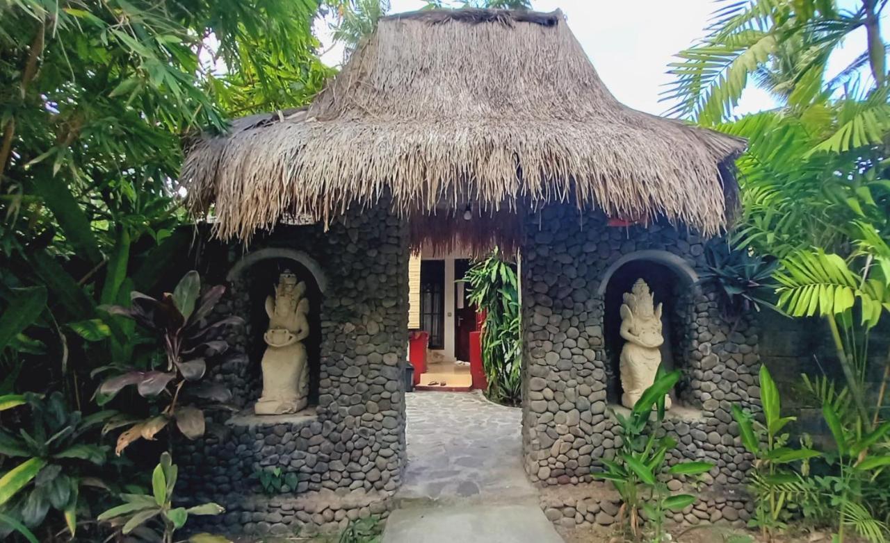 Matahari Inn Kuta  Buitenkant foto