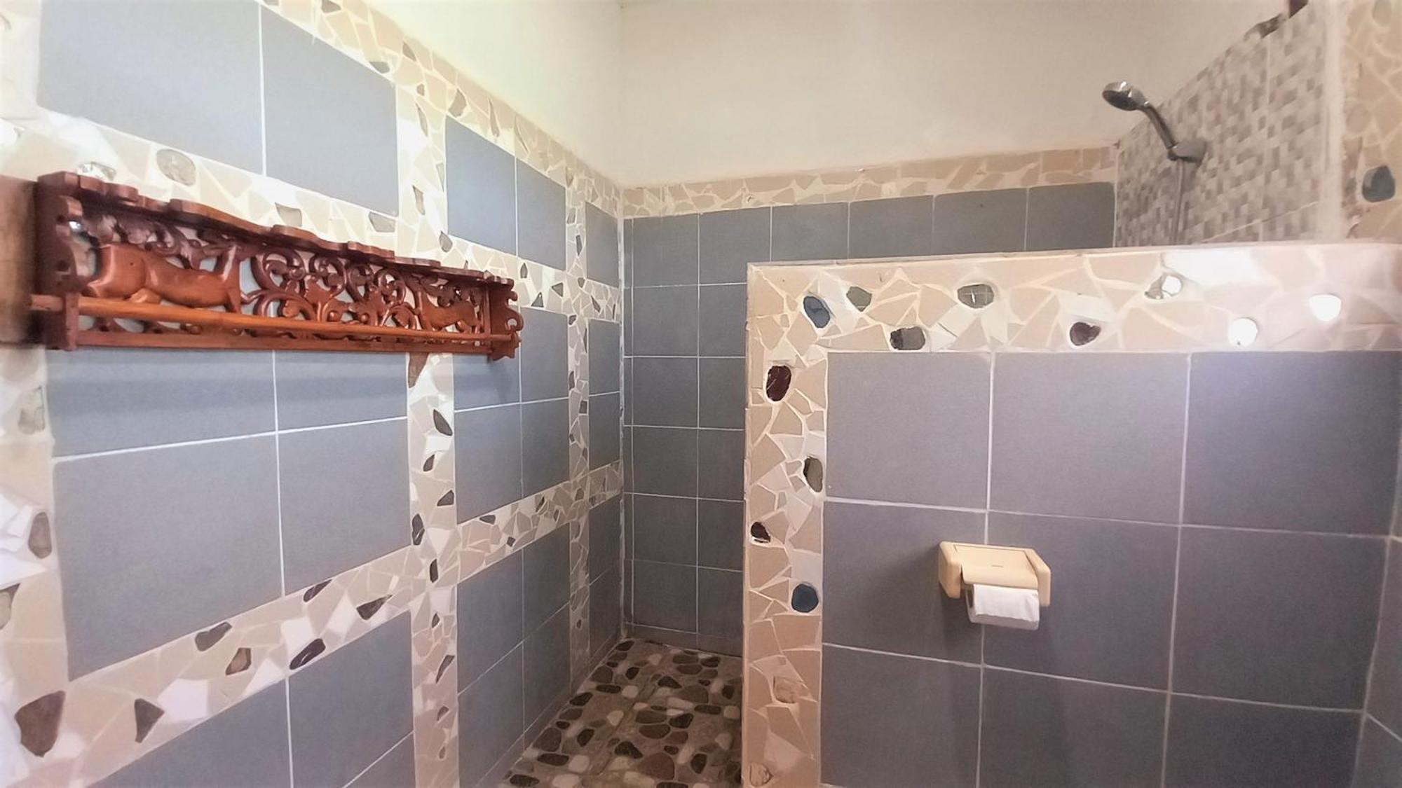 Matahari Inn Kuta  Kamer foto